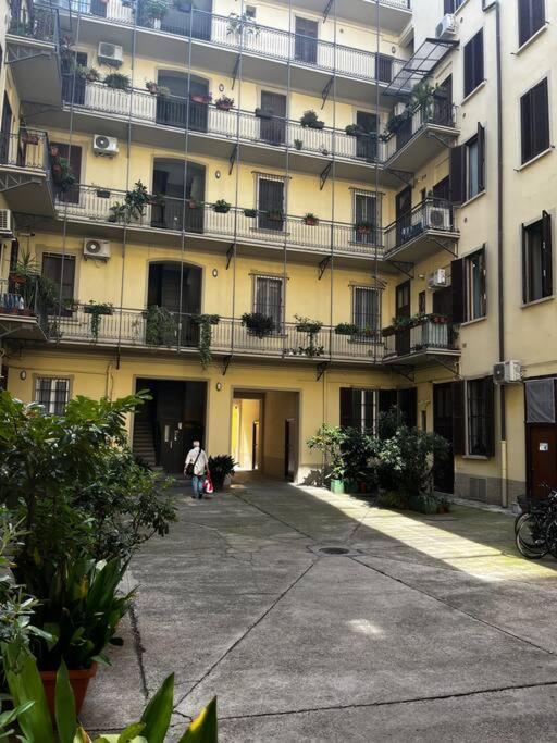 Apartmán Bayres Blue Milán Exteriér fotografie